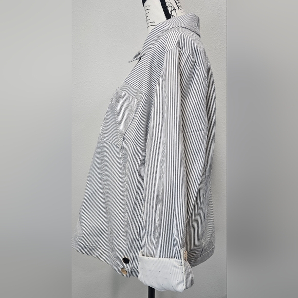 Chico’s Blue & White Striped Indigo Snap Front Jacket Roll Tab Sleeves, SZ 3 NWT - Picture 5 of 16